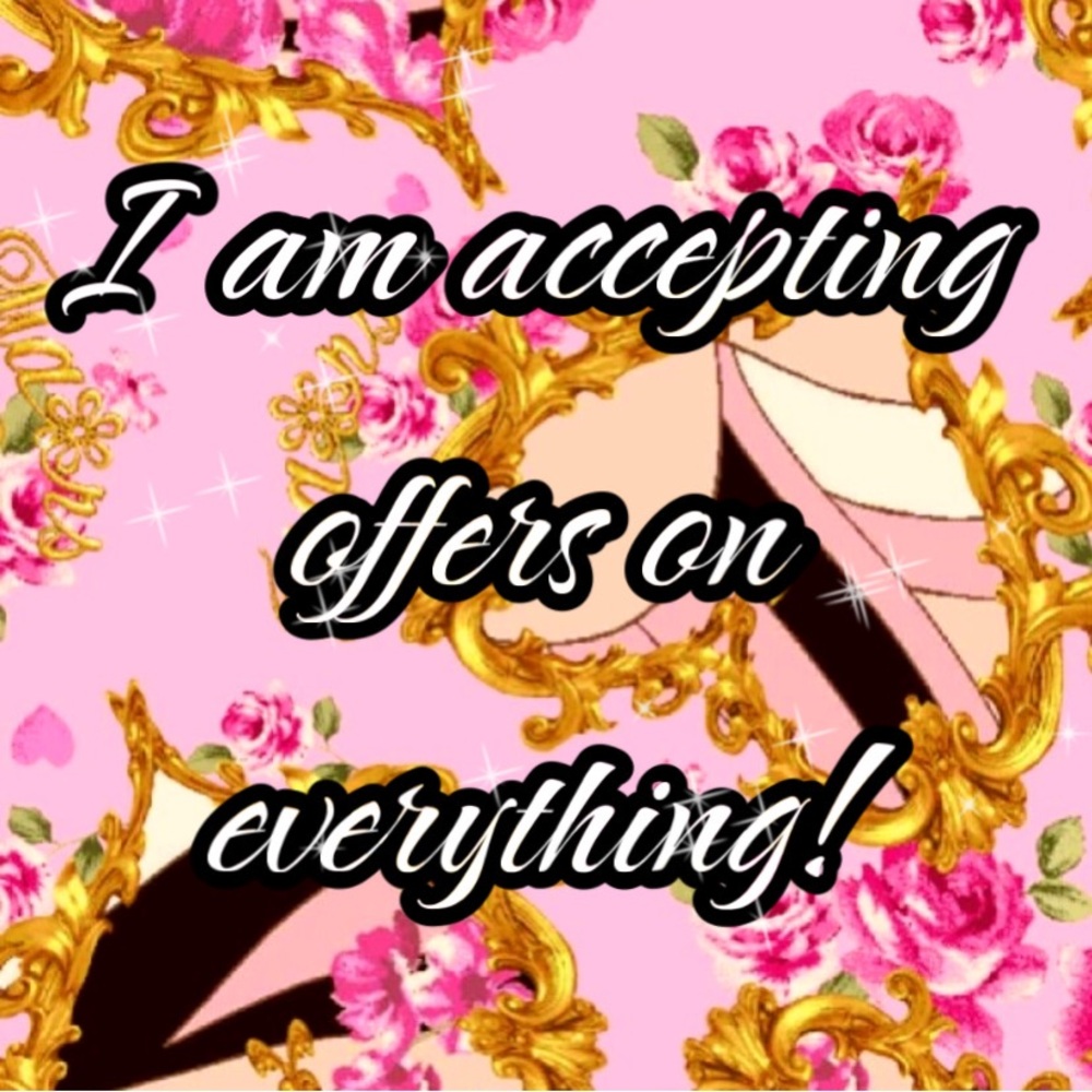 💗 I AM CURRENTLY ACCEPTING OFFERS! 🛍️